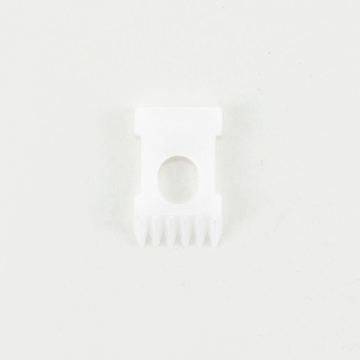 Frontside of Clipper Blade Replacement with 6 Ceramic Teeth